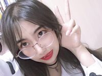 偷翻女同学手机相册里的所有自拍